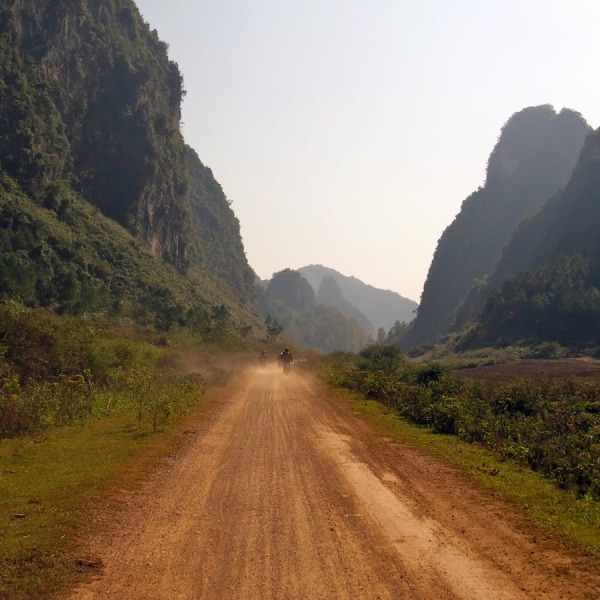 Motorradreisen Vietnam Mai Chau Reis Feld